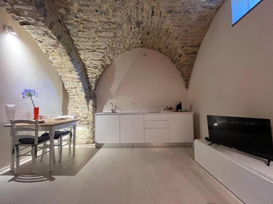 Studio Pietra E Charme Diano San Pietro Exterior foto